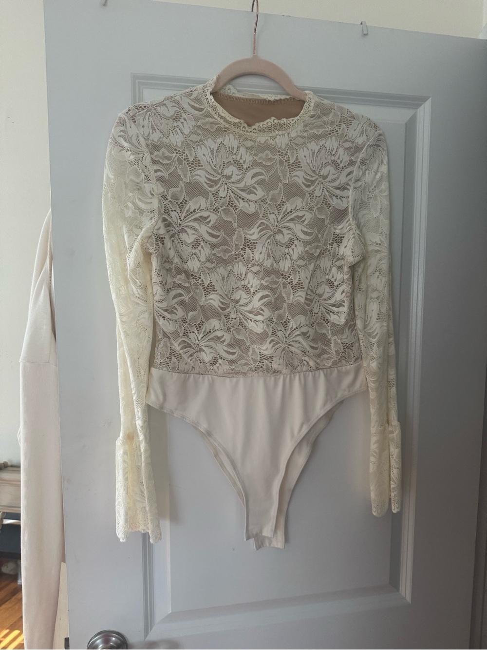 Cider Ivory Lace Long-Sleeve Bodysuit